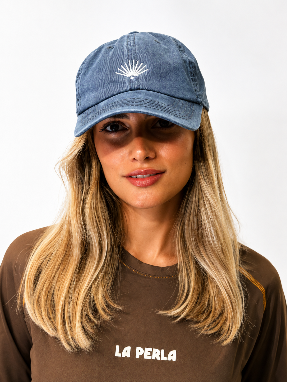 Gorra Dad Style La Perla